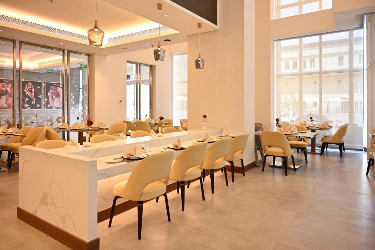 Comfort Hotel Riyadh Olaya Extérieur photo