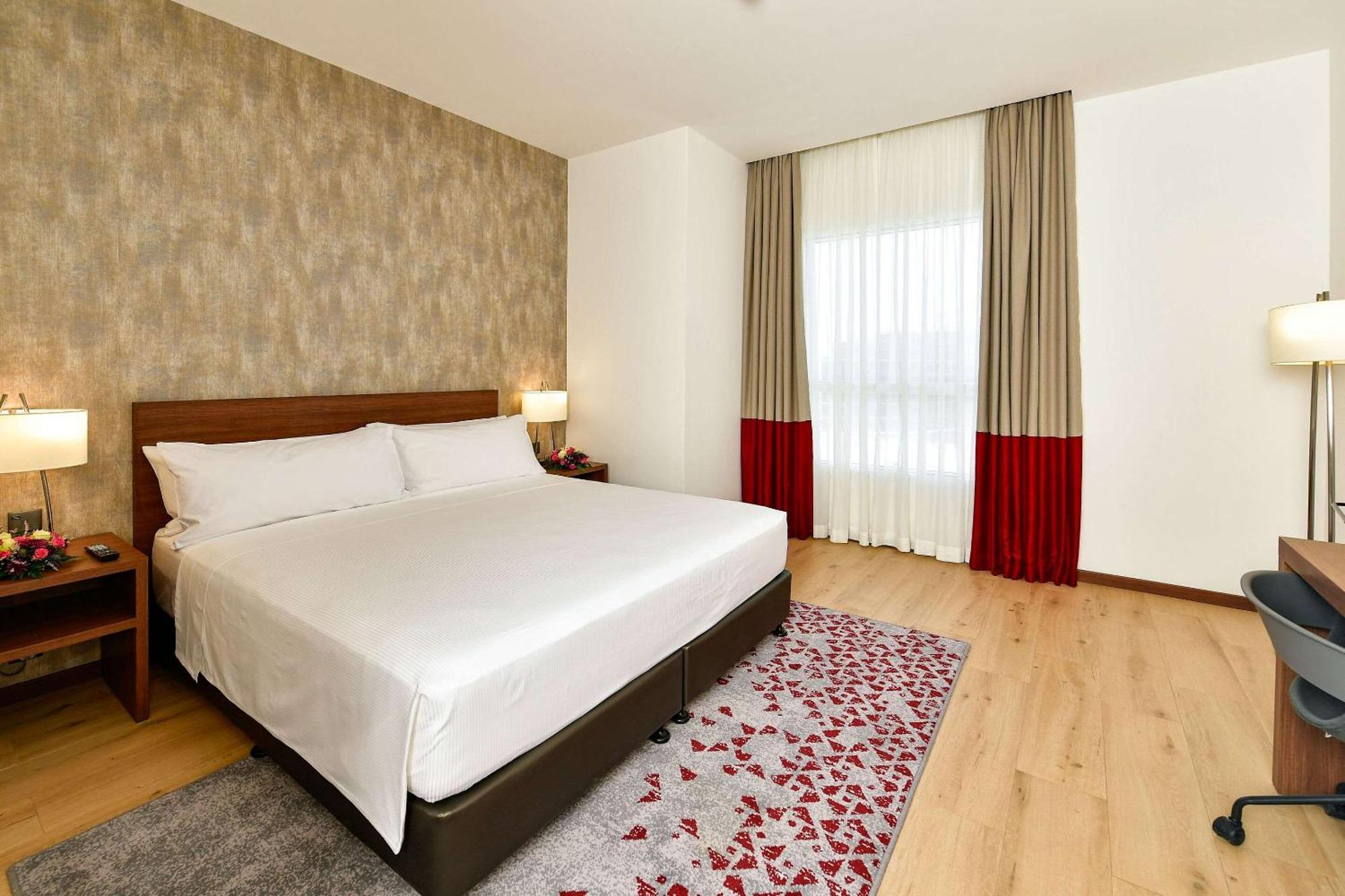 Comfort Hotel Riyadh Olaya Extérieur photo