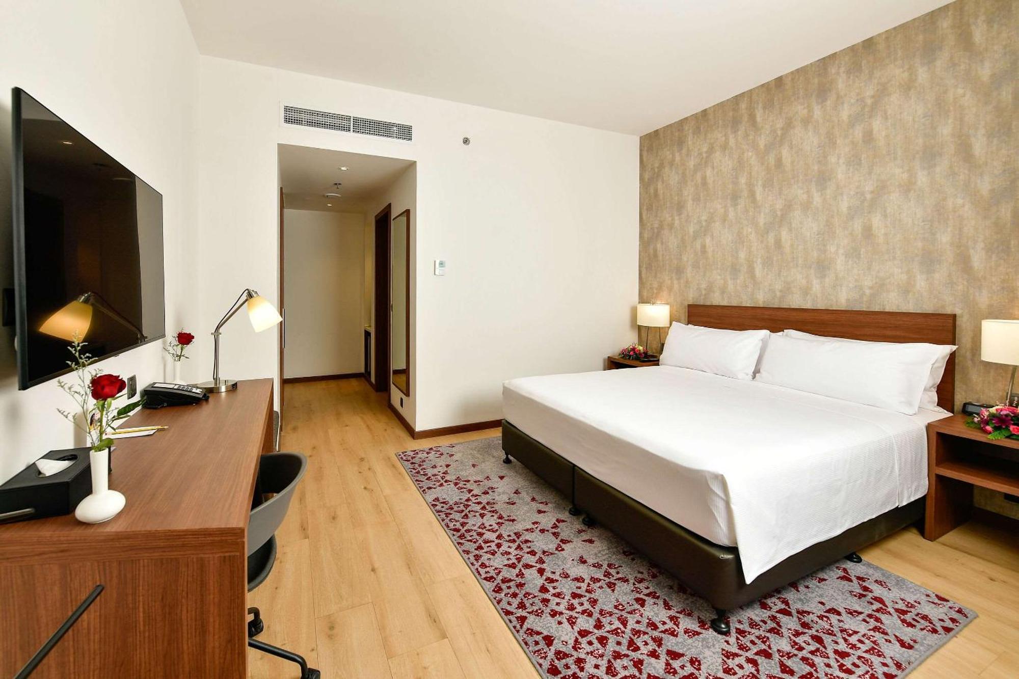 Comfort Hotel Riyadh Olaya Extérieur photo