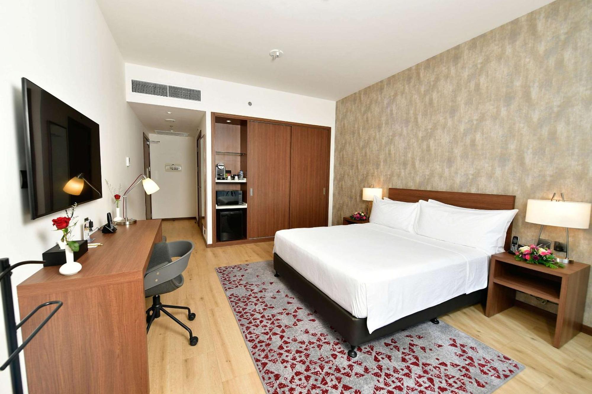 Comfort Hotel Riyadh Olaya Extérieur photo