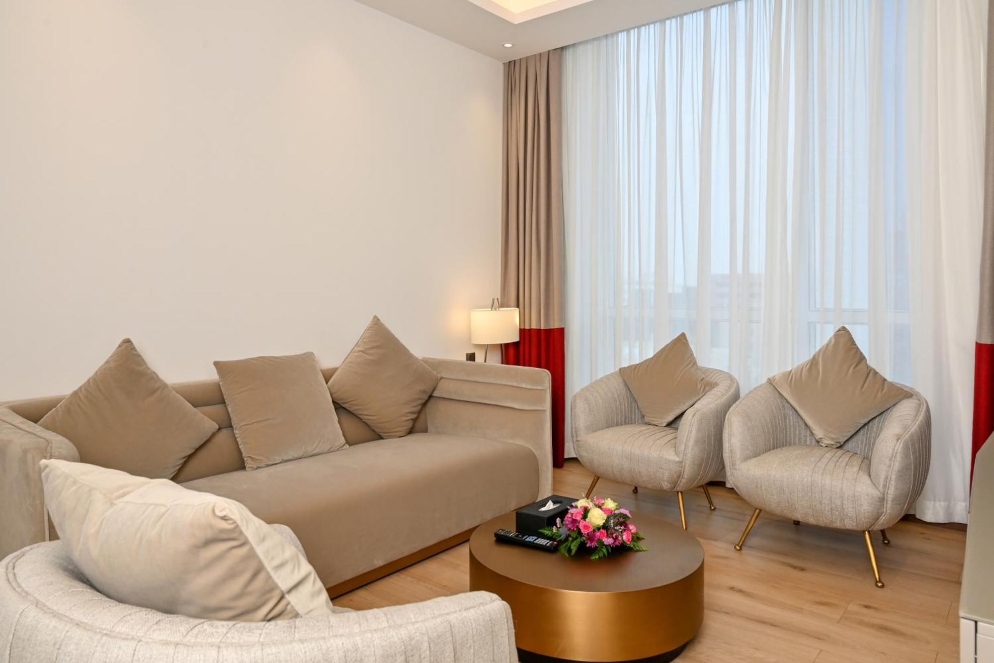 Comfort Hotel Riyadh Olaya Extérieur photo