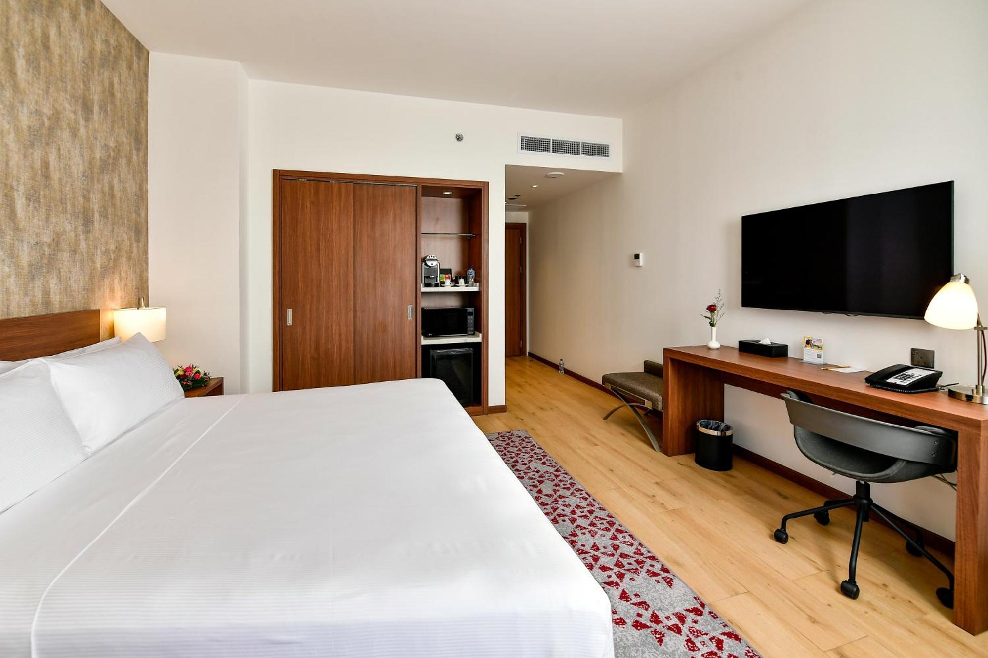 Comfort Hotel Riyadh Olaya Extérieur photo